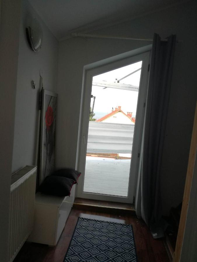Niezalezne Pietro W Domu Z Widokiem Na Morze Apartamento Gdynia Exterior foto